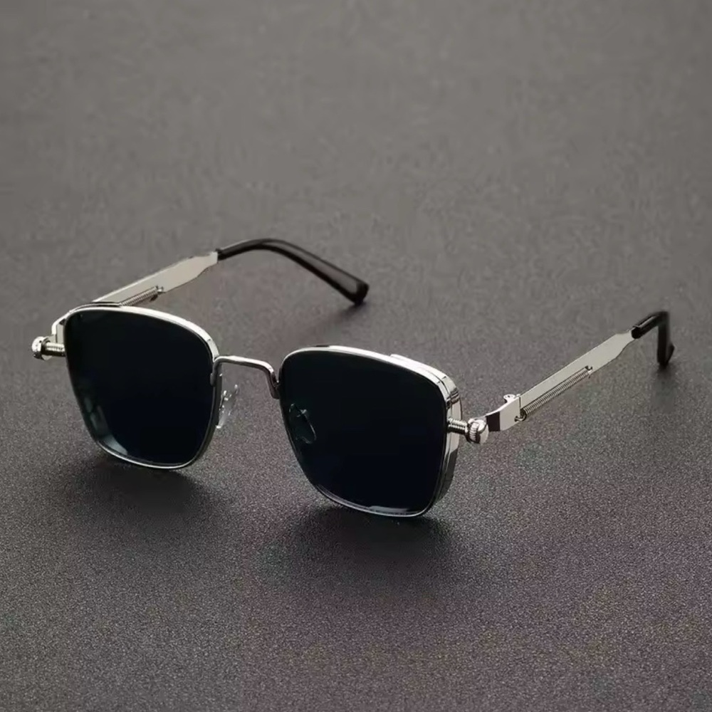 Vintage Square Metal Sunglasses Men Women Retro Luxury Dark Lens
